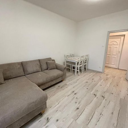 Malompark Apartman With Free Parking Debrecen Exterior foto